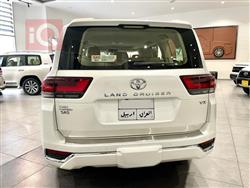 تۆیۆتا لاند کروزەر